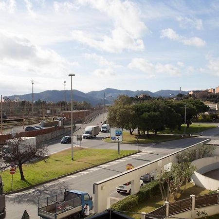Yellow House Savona Bagian luar foto